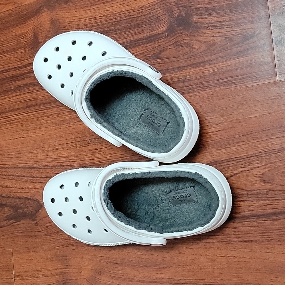 Crocs Women's Classic Lined Clog White Size US 8